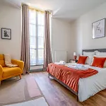 La Plume De Colbert - By Prestiplace